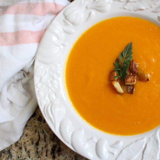 Creamy Carrot Ginger Soup - Recipe photo by cassieskitchen