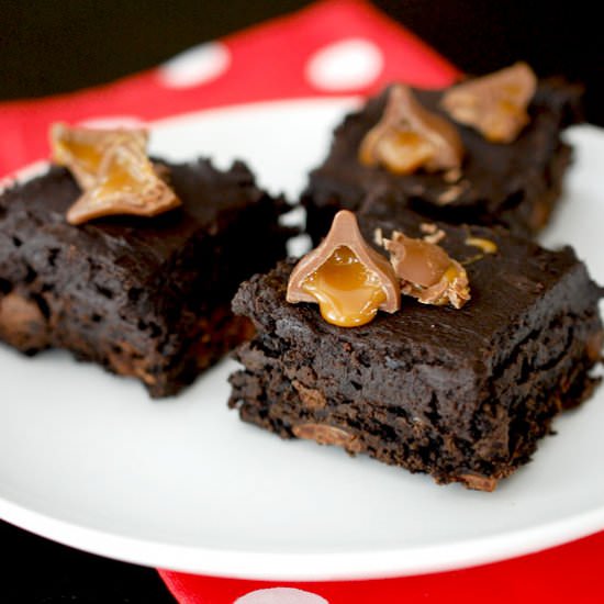 Caramel kiss brownies - Recipe photo by evabakes