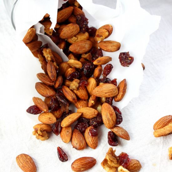 Vanilla Almond Nut Mix - Recipe photo by Simply Playful Fare