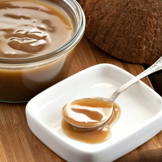 Coconut Caramel Sauce - Recipe photo by manusmenu