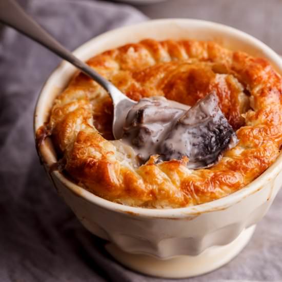 Mushroom pot pie - Recipe photo by Simply Delicious