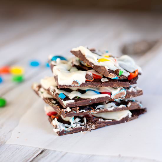 American Heritage & M&M'S Bark - Recipe photo by mommity