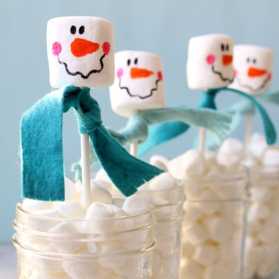 Marshmallow Snowmen - Recipe photo by chic cookies