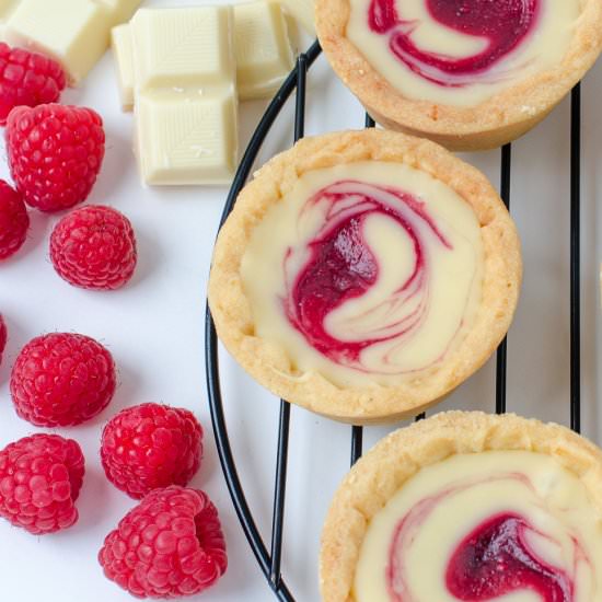 White Chocolate & Raspberry Tartlet - Recipe photo by asweetmuddle