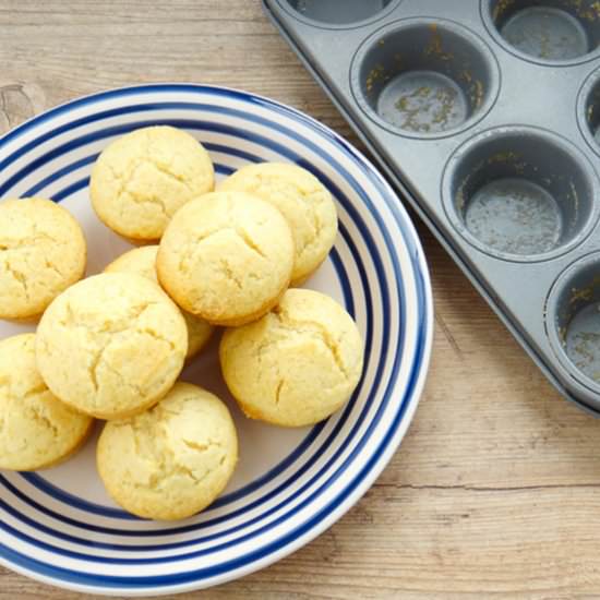 Simply Perfect Basic Muffins - Recipe photo by travelcooktell