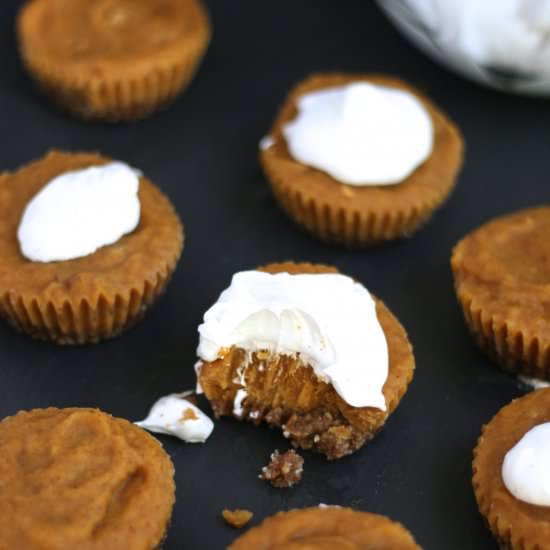 Mini No-Bake Pumpkin Pies - Recipe photo by VeguKate