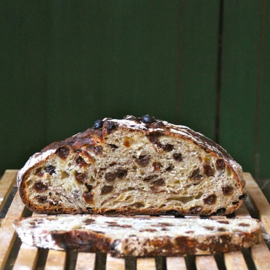 No Knead Cinnamon Raisin Bread - Recipe photo by MPB