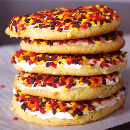 Frosted Sugar Cookies - Recipe photo by thebatterthickens