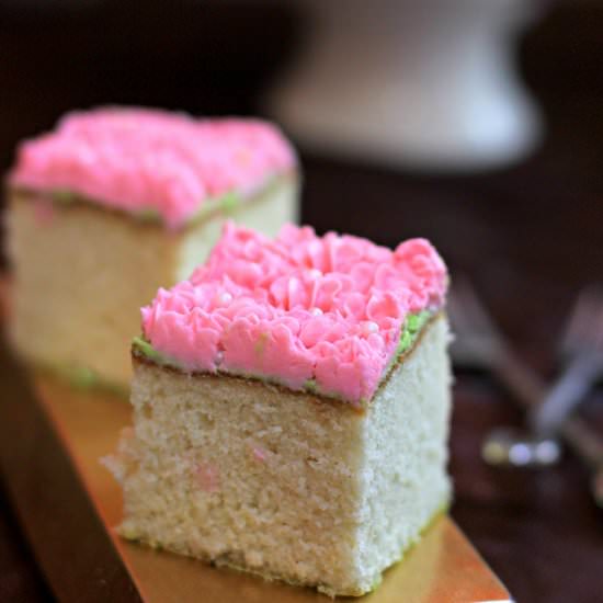Sponge Cake - Recipe photo by divyapramil