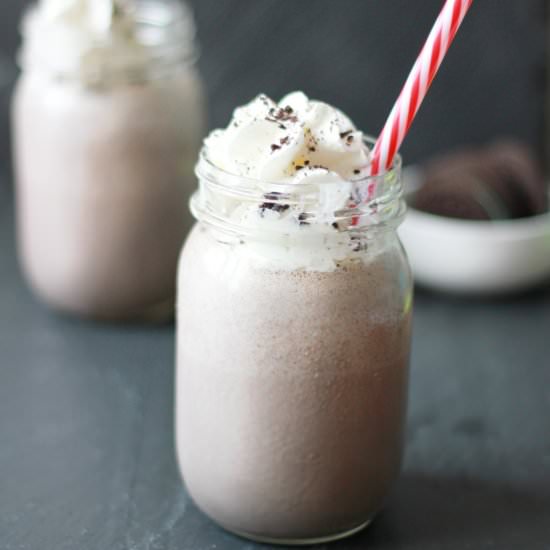 Cookies n Cream Milkshake - Recipe photo by savorthebaking