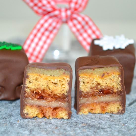 Dominosteine - Recipe photo by bakerangel.com