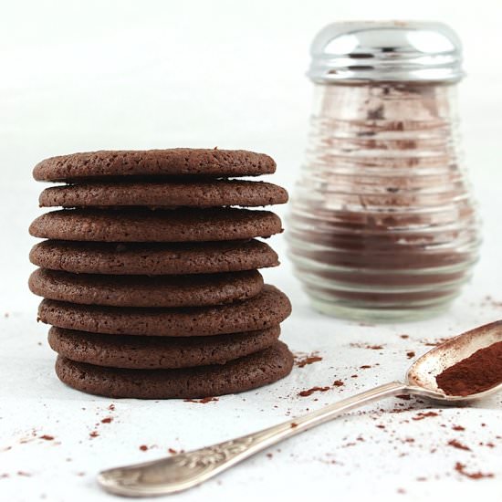 Cocoa Molasses Chews - Recipe photo by lifesafeast