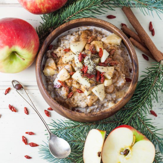 Apple Cinnamon Steel Cut Oats - Recipe photo by tassedamour