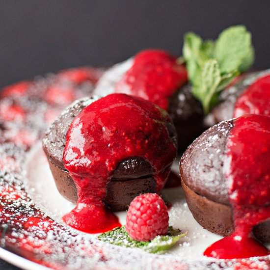 Chocolate cakes - Recipe photo by Adore Foods