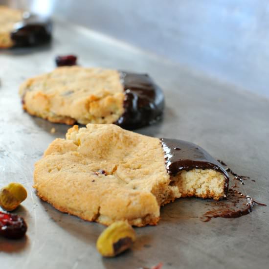 Paleo Shortbread Cookies - Recipe photo by noshandnourish