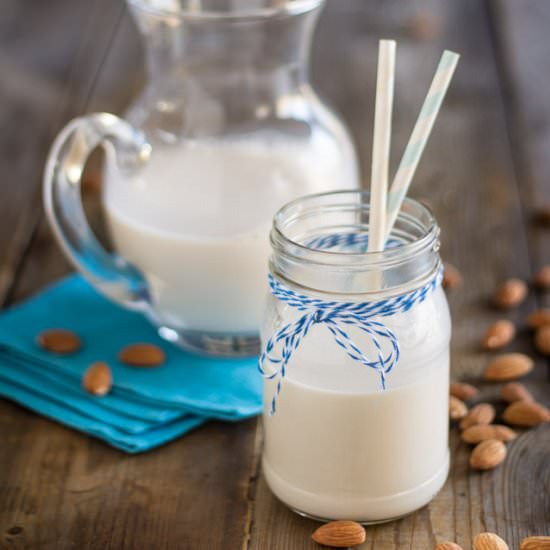 Homemade Almond Milk - Recipe photo by The Healthy Foodie
