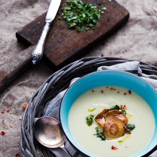 Creamy Parsnip Soup - Recipe photo by Multiculti