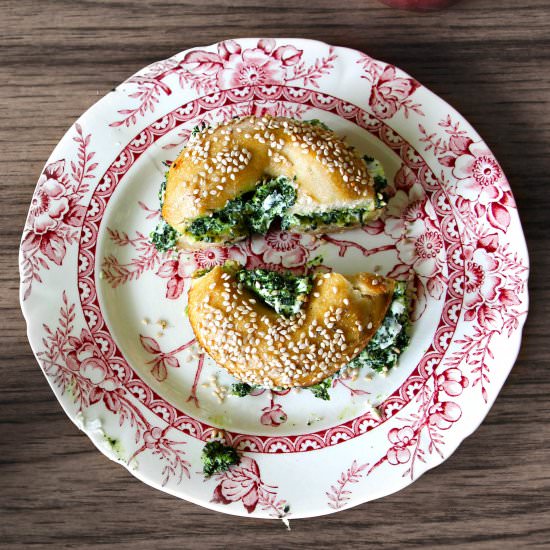 Sourdough Bagel w/Kale Cream Cheese - Recipe photo by Recipe Fiction