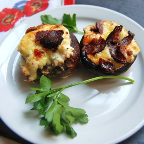 Stuffed Mushrooms - Recipe photo by theunmanlychef