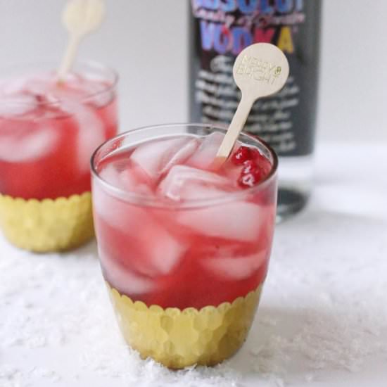 Cranberry Smash Cocktail - Recipe photo by the sweetest occasion
