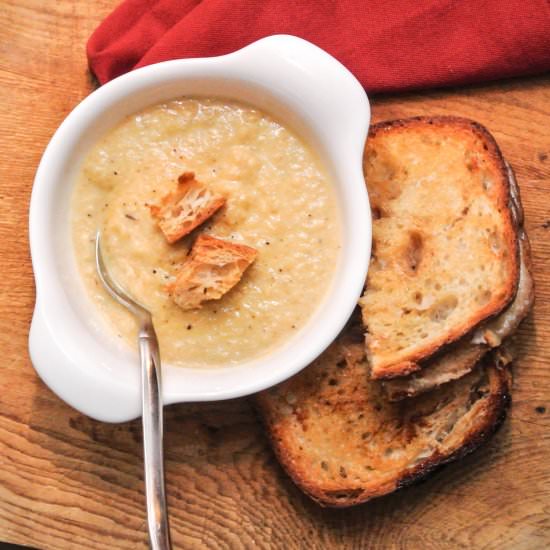 Roasted Cauliflower Soup - Recipe photo by shaunmyrick