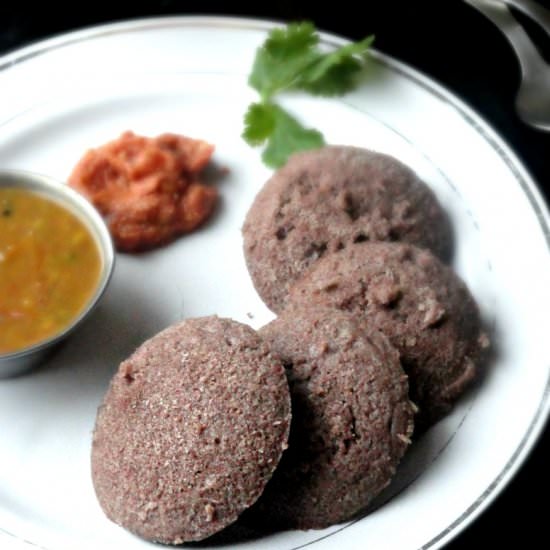 Ragi Idli/Finger Millet Idli - Recipe photo by sathyapriya