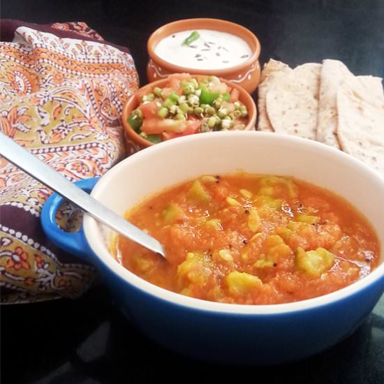 Ridge Gourd Tomato Curry - Recipe photo by steamingpot