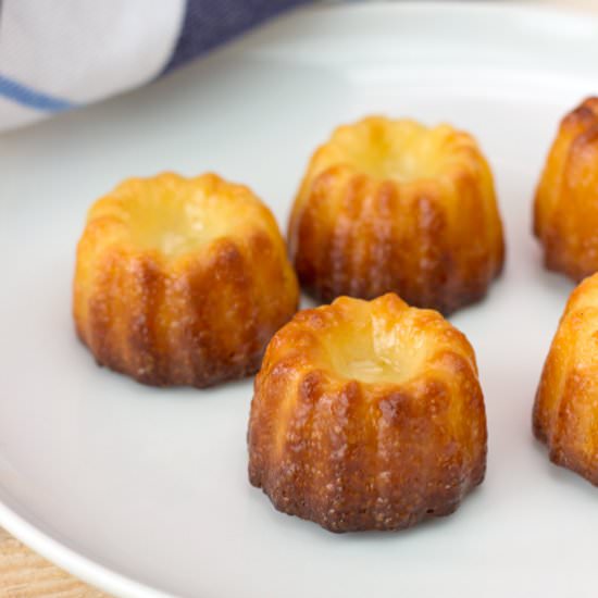 Original Canneles recipe - Recipe photo by frenchgirlcuisine
