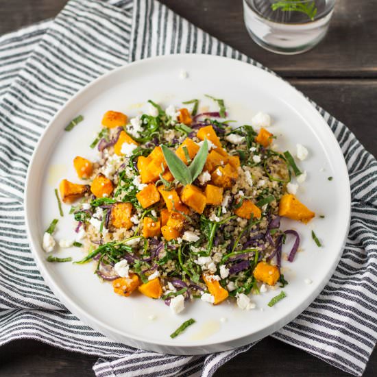 Butternut Squash Quinoa Bowl - Recipe photo by tassedamour