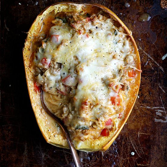 Mac & Cheese Spaghetti Squash Boats - Recipe photo by fabtastic eats