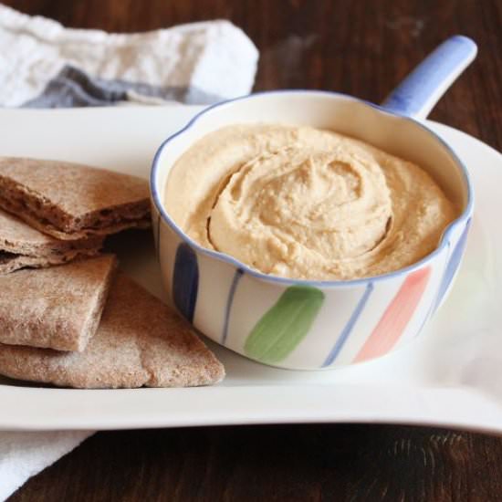 spicy garlicky hummus - Recipe photo by Wild wild whisk