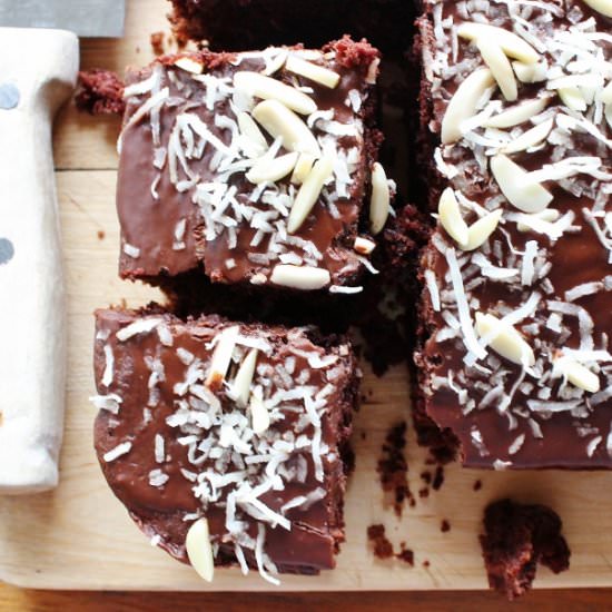 Chocolate coconut tray cake - Recipe photo by bakingwithgab