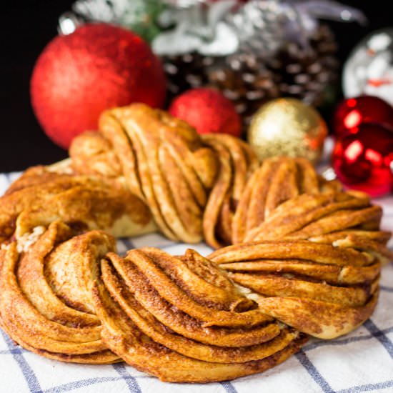 Christmas Cinnamon Kringle - Recipe photo by KitchenHighlights