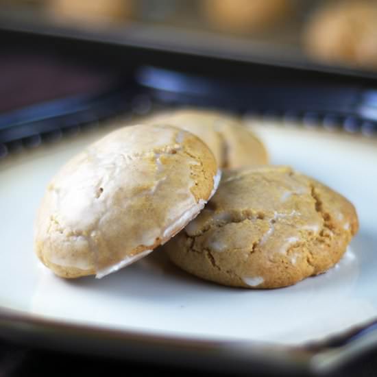 Gluten-Free Vegan Lebkuchen Cookies - Recipe photo by Audrey @ Unconventional Baker
