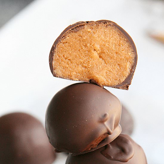 low fat peanut butter balls - Recipe photo by Amy in the Kitchen
