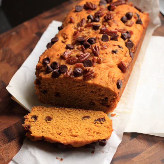 Chocolate Chip Pecan Pumpkin Bread - Recipe photo by chocolatechoufleur
