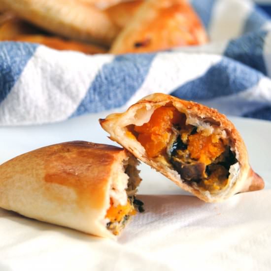 Squash and Mushroom Empanadas - Recipe photo by chubbysoul