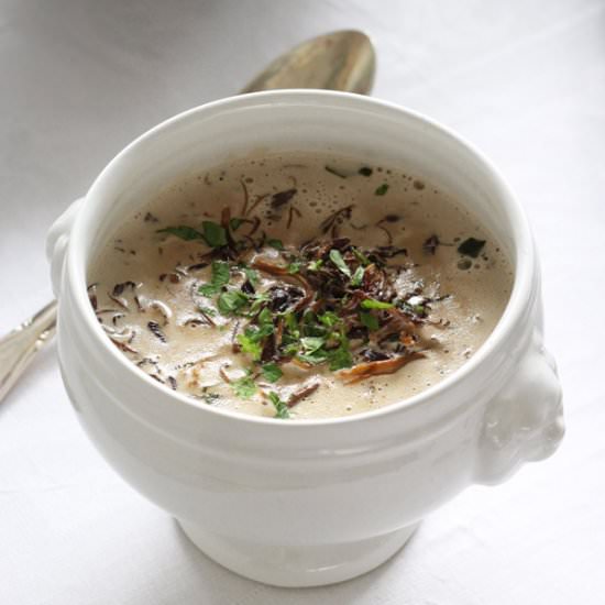 Frothy Wild Forrest Mushroom Sauce - Recipe photo by Elegantlyvegan
