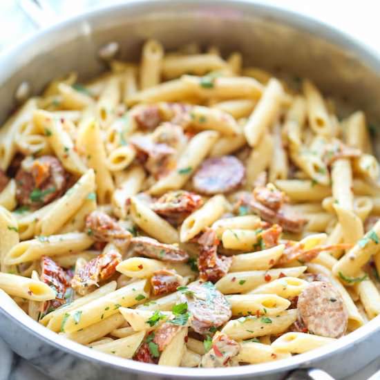 Pasta with Cream Sauce - Recipe photo by damndelicious
