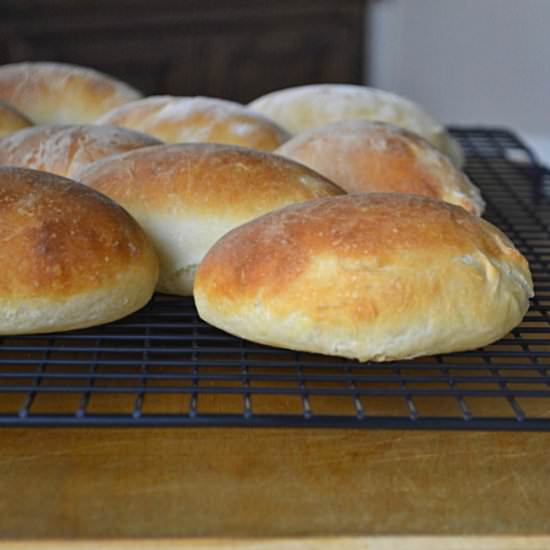 Portuguese Rolls - Recipe photo by Kitchengetaway
