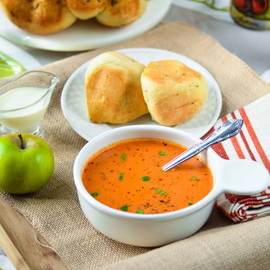 Creamy Tomato Soup - Recipe photo by ChefDeHome