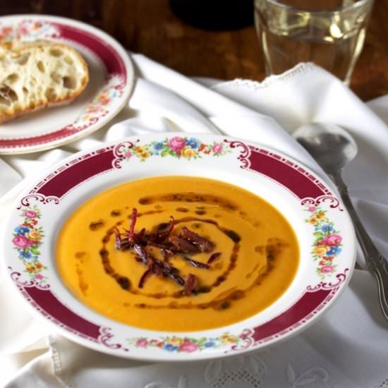 Roasted sweet potato soup - Recipe photo by gourmandistan