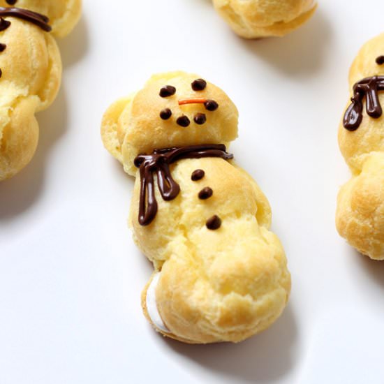Snowman Cream Puffs - Recipe photo by midweekminimalist