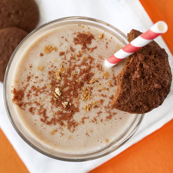 Gingersnap Protein Smoothie - Recipe photo by DailyBurn