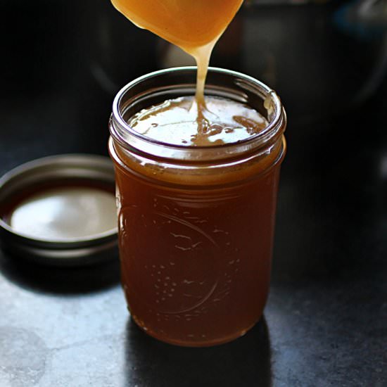Spiced Apple Caramel Sauce - Recipe photo by Recipe Fiction