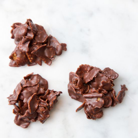 Chocolate Cornflake Clusters - Recipe photo by Lokness
