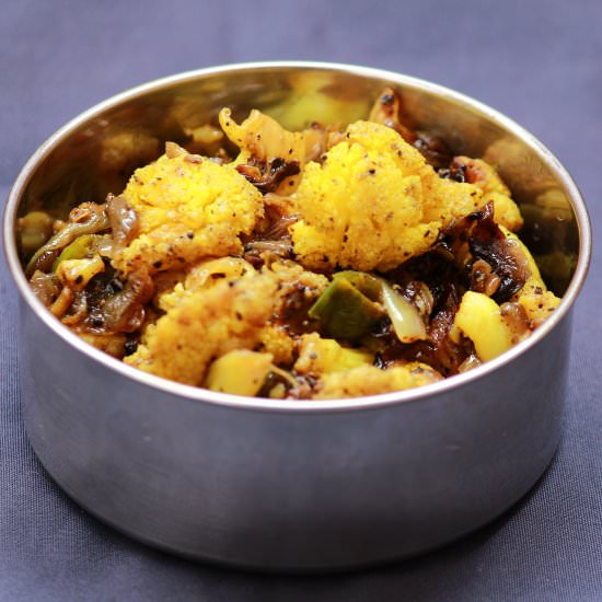 Cauliflower Pepper Fry - Recipe photo by kitchennandoos