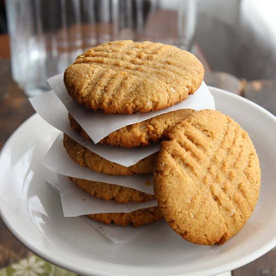 Perfect Peanut Butter Cookies - Recipe photo by simplegreenmoms