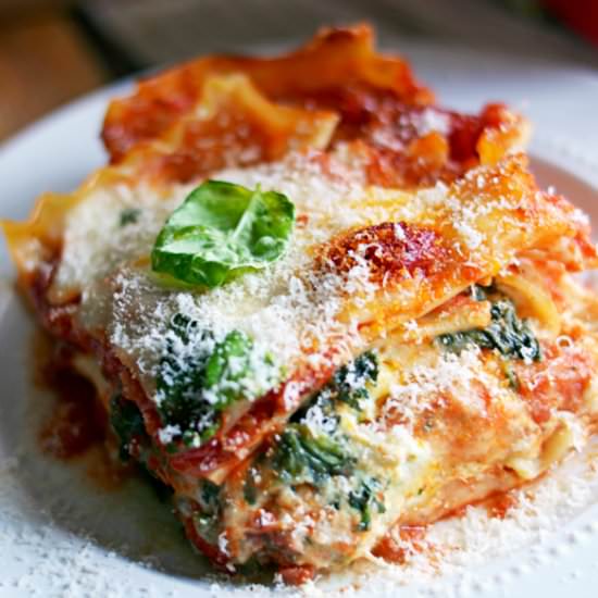 Cheesy Sausage Spinach Lasagna - Recipe photo by MorganHosttheToast