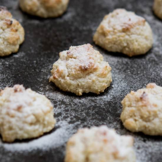 Amaretti - Recipe photo by thepvdhjournal